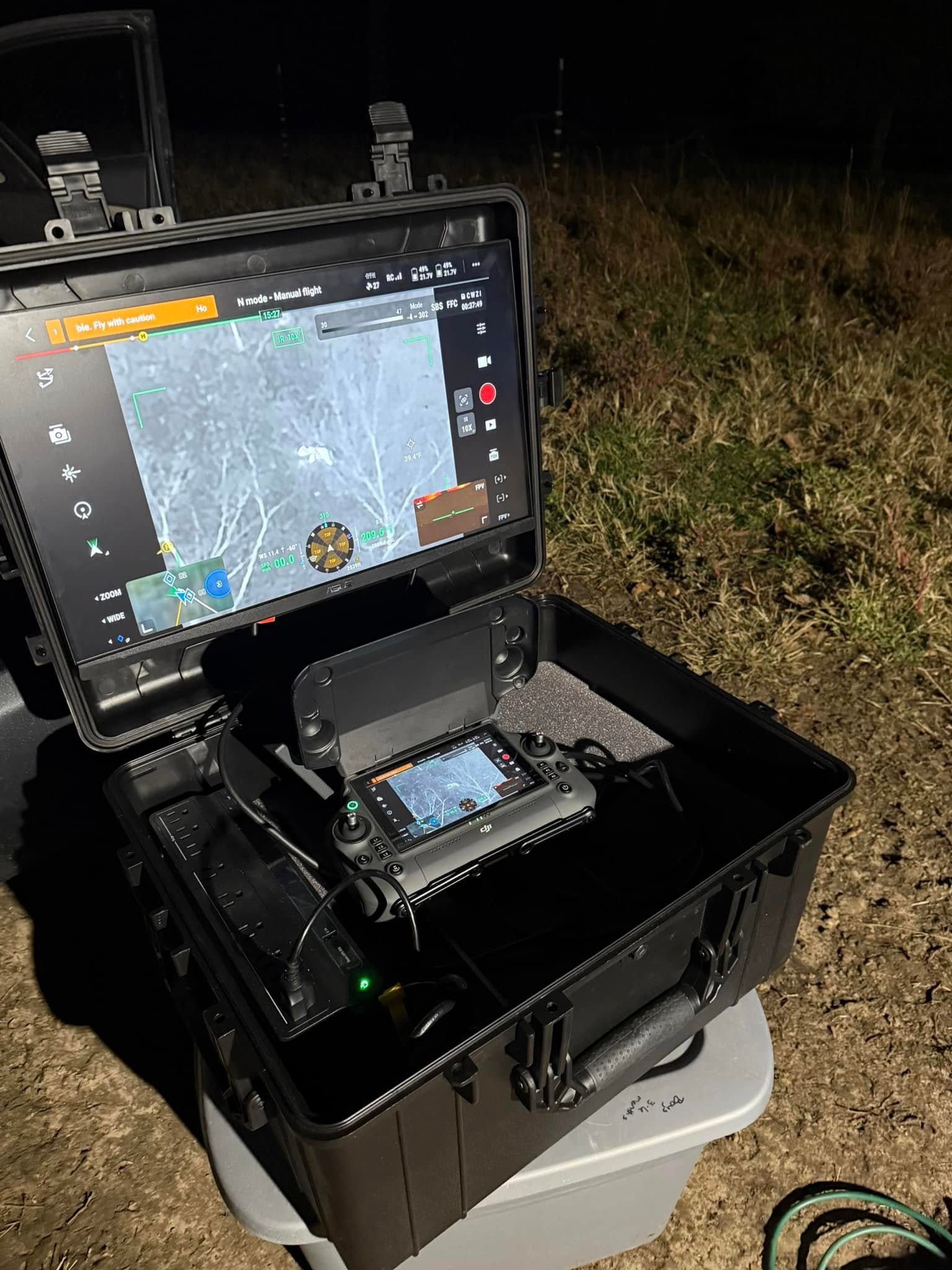 Field case with thermal display and DJI controller ready for a night flight